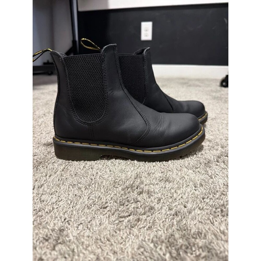 Dr Martens 2976 Virginia Leather Chelsea Boots Womens Size 8 Black